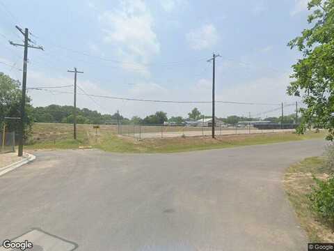 Nichols St, Kerrville, TX 78028