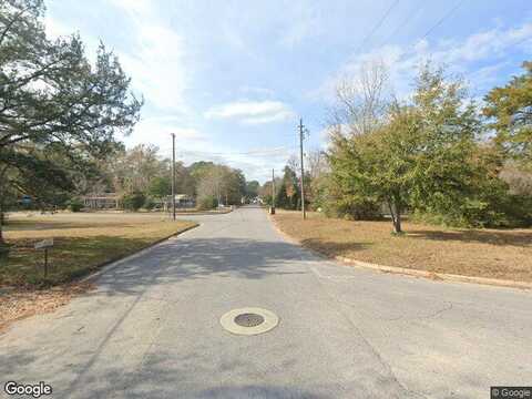 Garden St, Crestview, FL 32536