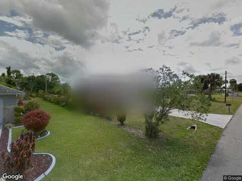 Maple Ave N, Lehigh Acres, FL 33936