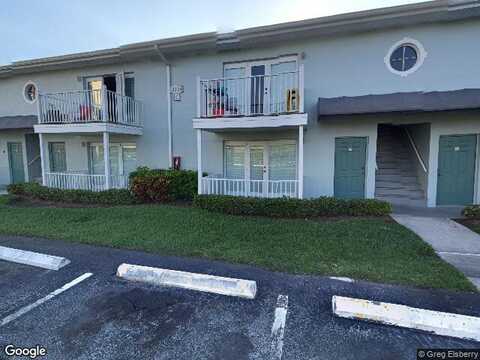 N Key Dr #8, North Fort Myers, FL 33903