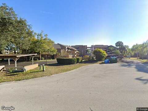 W Lakeview Blvd #D10, North Fort Myers, FL 33903