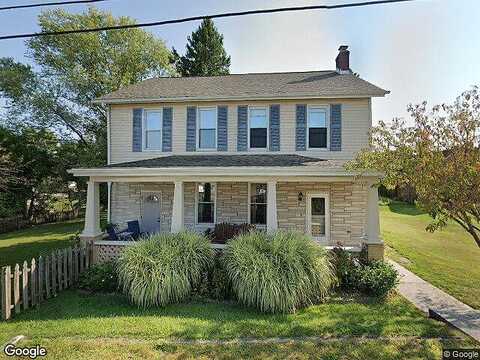 5Th St, Westmoreland City, PA 15692