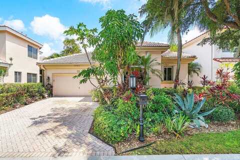 Mallorca Crescent, Boca Raton, FL 33433