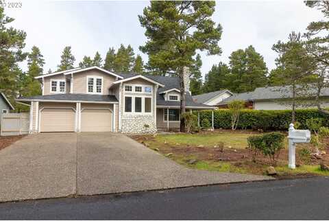 Royal Saint Georges Dr, Florence, OR 97439