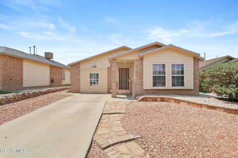 St Laurence Avenue, El Paso, TX 79936