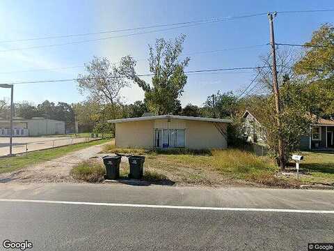 S Wells Street, Edna, TX 77957