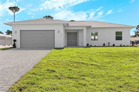 Gunn Place, Labelle, FL 33935