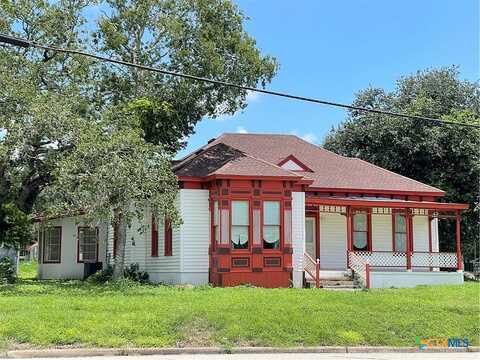 & 351 N Jefferson Street, Goliad, TX 77963