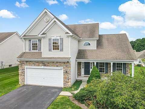 Fox Ridge, Fair Oaks, PA 18040