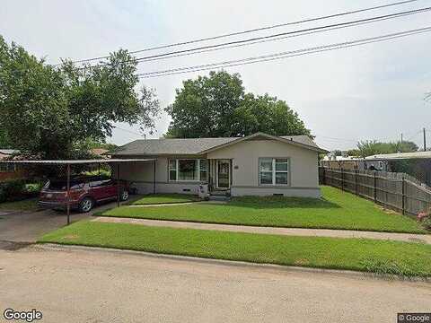 S Oak, Archer City, TX 76351