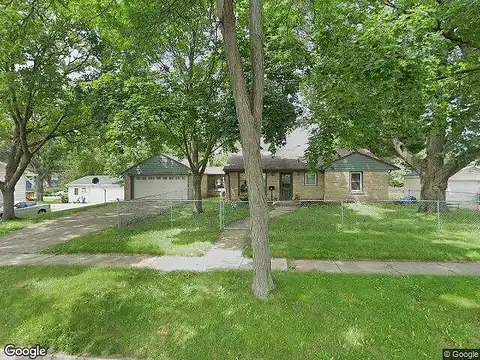 South, FORT ATKINSON, WI 53538