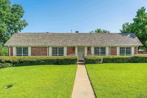 Cynthia St, Longview, TX 75605