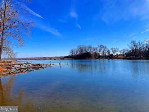 Barbara, BUMPASS, VA 23024