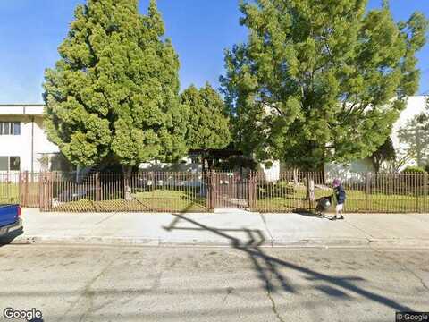 Runnymede St #14, North Hollywood, CA 91605