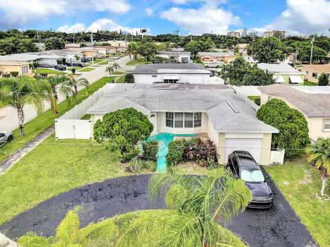 50Th, LAUDERDALE LAKES, FL 33319