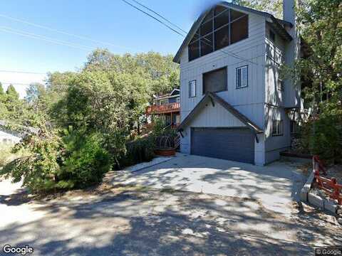 Heaton Dr, LAKE ARROWHEAD, CA 92352