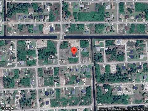 Sally, LEHIGH ACRES, FL 33976