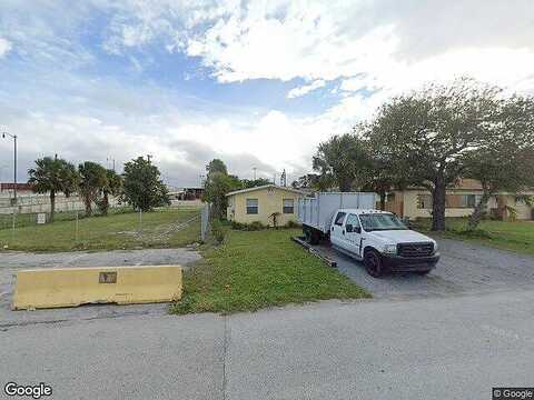 11Th, RIVIERA BEACH, FL 33404