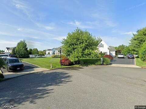 Westover, SHOREHAM, NY 11786