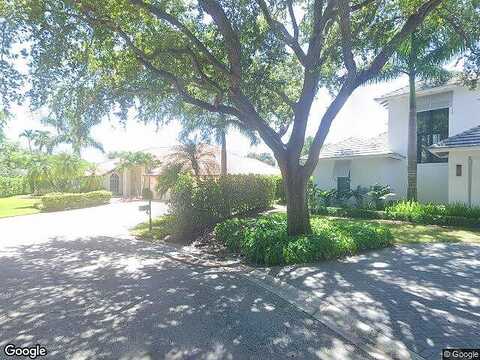 Hollybriar, NAPLES, FL 34108