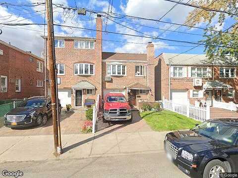 69Th, MIDDLE VILLAGE, NY 11379