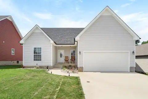 Guinevere, CLARKSVILLE, TN 37040