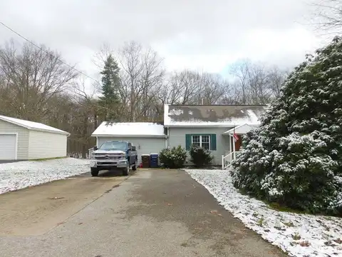 Hollis, MEADVILLE, PA 16335