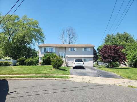 Mel, BAY SHORE, NY 11706