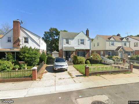 221St, CAMBRIA HEIGHTS, NY 11411