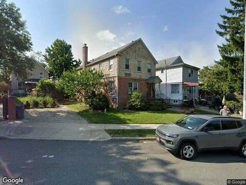 Cross Island Pkwy, FLUSHING, NY 11357