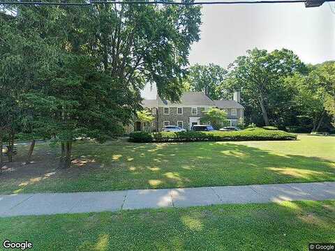 Ridge, GROSSE POINTE FARMS, MI 48236