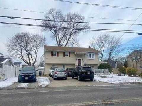 Broadway, BRENTWOOD, NY 11717