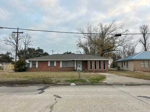 Maplewood, SULPHUR, LA 70663