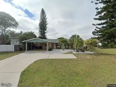 Viceroy Ct, Cape Coral, FL 33904