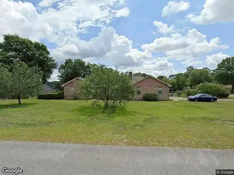 Lia, MILTON, FL 32570