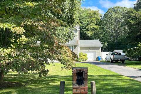 Oak, CENTEREACH, NY 11720