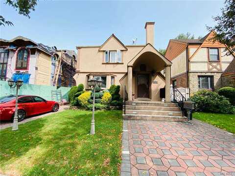 181St, FRESH MEADOWS, NY 11365