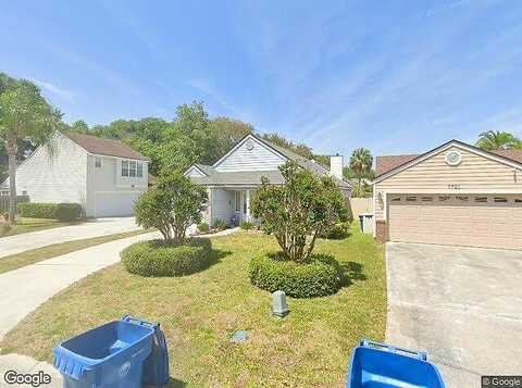 Leesburg, JACKSONVILLE, FL 32277