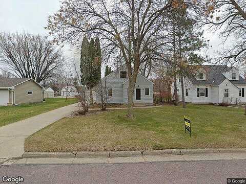 Renville Street N, Winthrop, MN 55396