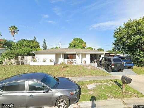 Damask St Ne, PALM BAY, FL 32905