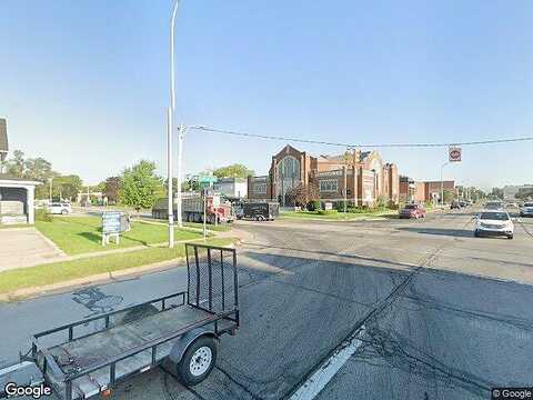 Southbound Gratiot, MOUNT CLEMENS, MI 48043