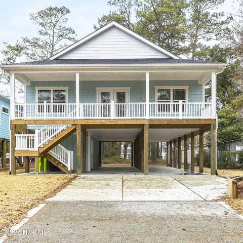 131 NW 18th Street, Oak Island, NC 28465