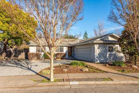 1322 Shady Oak Place, Santa Rosa, CA 95404