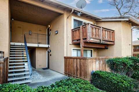 558 Arcadia Drive, Vacaville, CA 95687