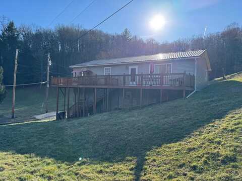 104 Virginia Town, ECCLES, WV 25836