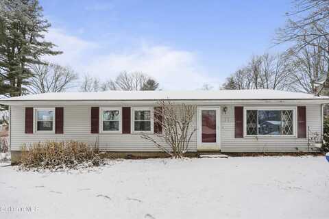 11 Orchard Ave, Lanesborough, MA 01237