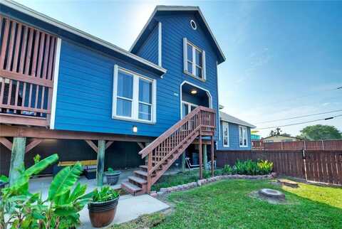 405 W Avenue C, Port Aransas, TX 78373