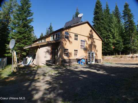 2820 Little Carpenter Creek Road, Saint Maries, ID 83861