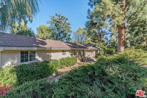 17035 Oak View Dr, Encino, CA 91436