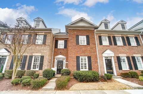 8216 Indigo Row, Charlotte, NC 28277